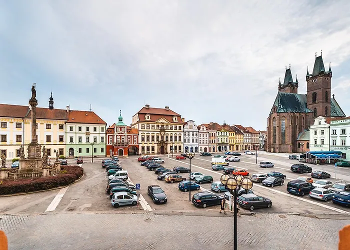 Unique Square Business Apt. Hradec Králové
